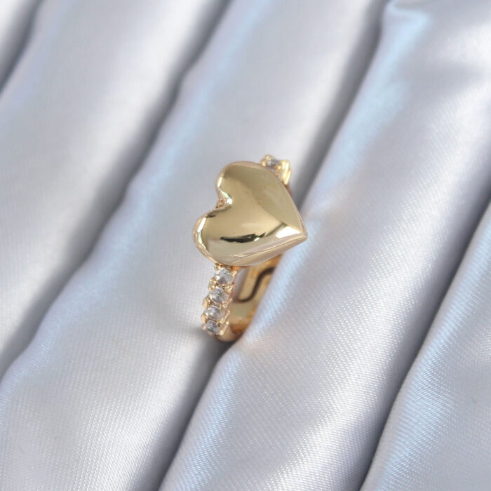 Gold Renk Pirinç Zirkon Taşlı Kalp Model Kadın Yüzük