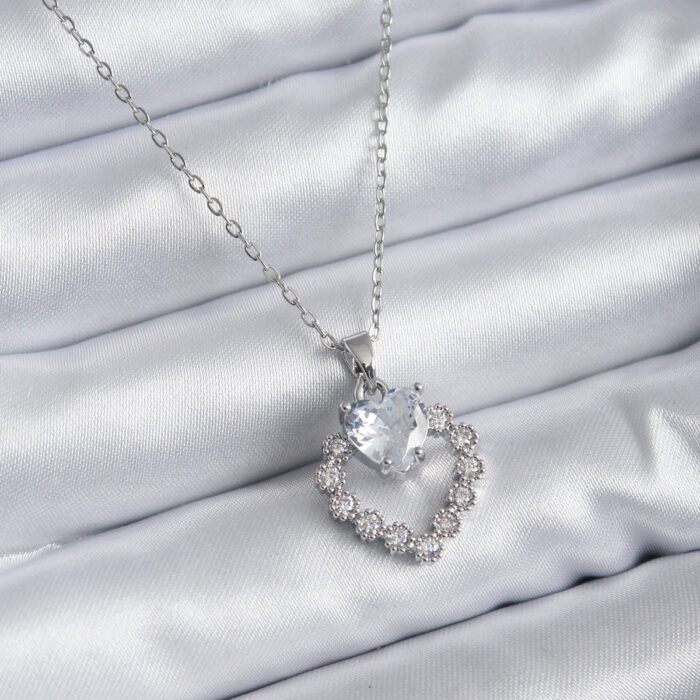 316L Çelik Zincir Gümüş Renk Zirkon Taşlı Kalp Model Kadın Kolye