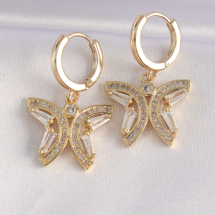 Pirinç Gold Renk Zirkon Taşlı Kelebek Tasarım Küpe