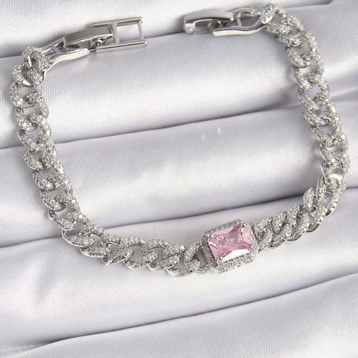 Pirinç Gümüş Renk Pembe Kare Zirkon Taşlı VIP Seri Kadın Bileklik
