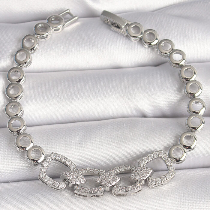 Pirinç Gümüş Renk Zirkon Taşlı Daire Zincir Model Kadın Bileklik