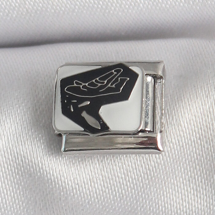 316L Çelik Gümüş Renk Beyaz Siyah Uçak İşlemeli Portre Model Nomination Charm