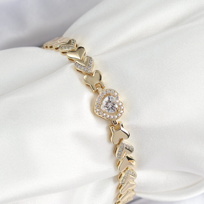 Xuping Pirinç Baget Kalp Model Gold Renk Kadın Bileklik