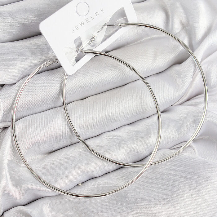 Pirinç Halka Model Gümüş Renk Kadın Küpe