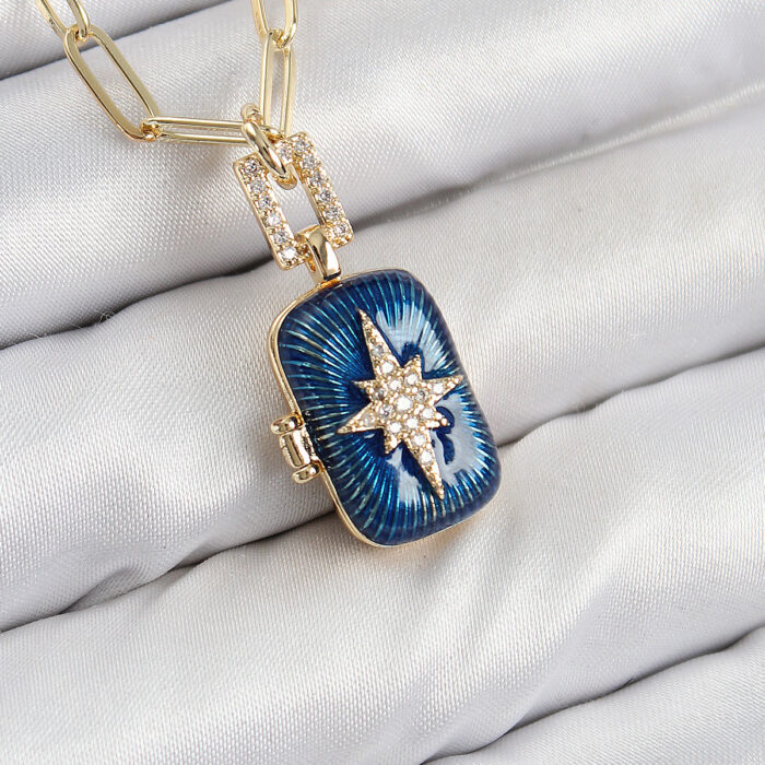 Pirinç Zirkon Taşlı Açılabilir Kutup Yıldızı Model Gold Renk Kadın Kolye