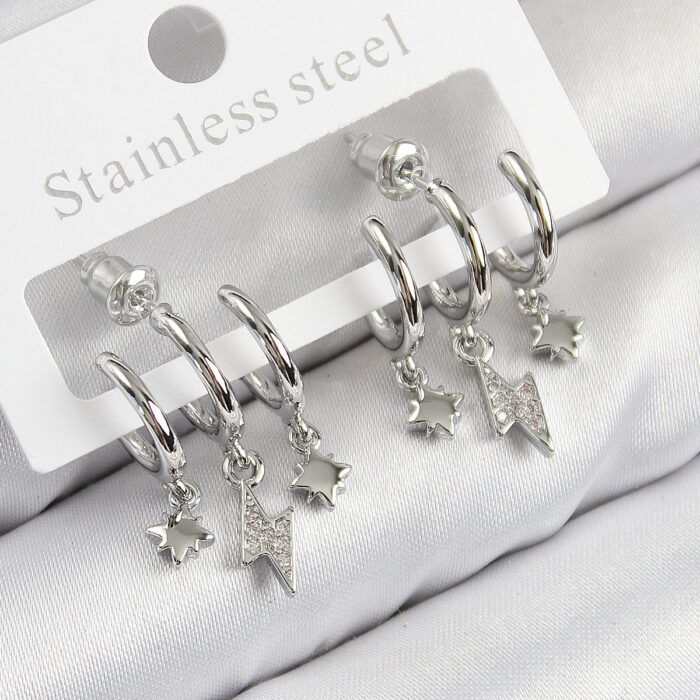 Pirinç Zirkon Taşlı Şimşek Model Gümüş Renk Kadın Küpe