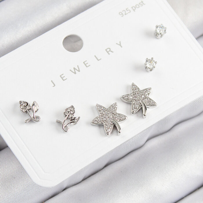 Pirinç Zirkon Taşlı Yıldız Ve Gül Model Gümüş Renk 925 Ayar Gümüş Çivi Kadın Küpe Set