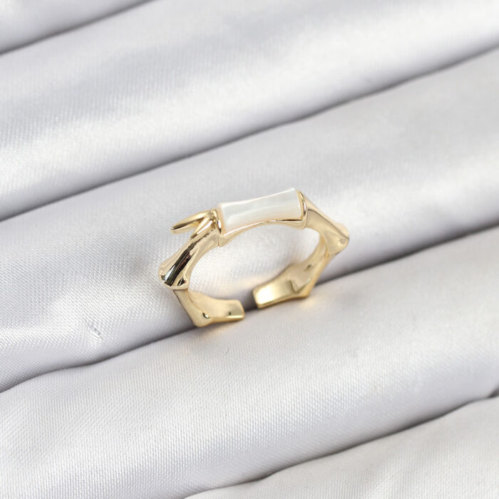 Pirinç Gold Renk Kemik Model Kadın Yüzük