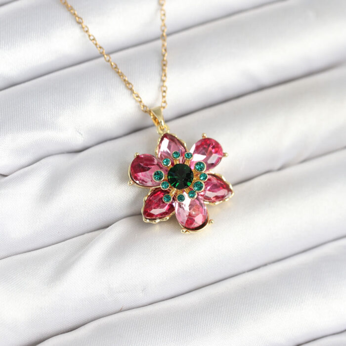 316L Çelik Zincirli Pembe Çiçek Model Kadın Kolye