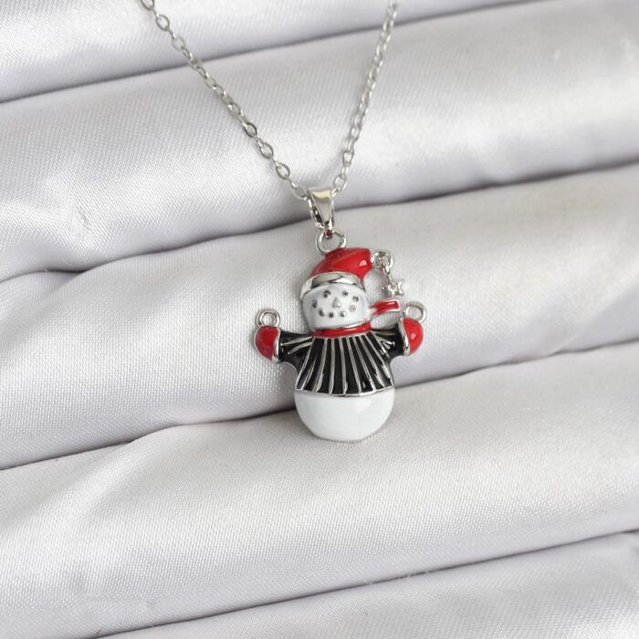 316L Çelik Zincir Gümüş Renk Kardan Adam Figürlü Yılbaşı Temalı Kadın Kolye