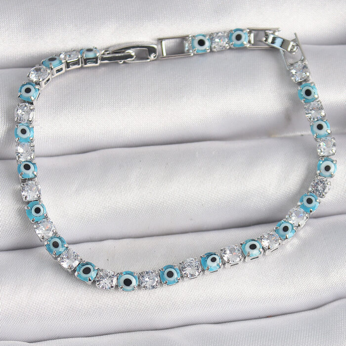 Pirinç Gümüş Renk Su Yolu Zirkon Taşlı Nazar Boncuklu Kadın Bileklik