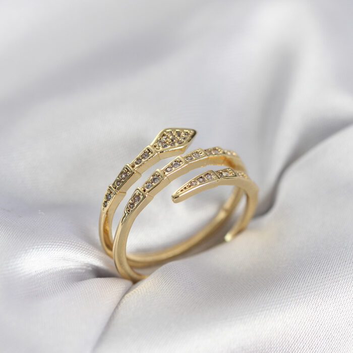 Yılan Model Gold Renk Zirkon Taşlı Kadın Yüzük