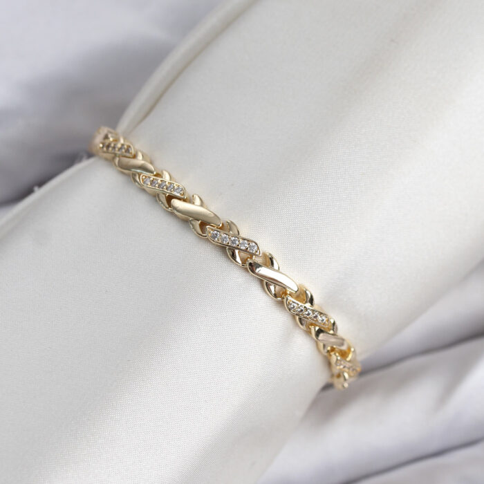 CM Çapraz Zincir Model Zirkon Taşlı VIP Seri Gold Renk Pirinç Kadın Bileklik